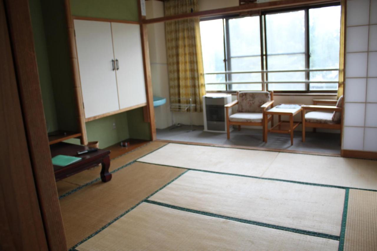 Hotel Cafe Cerisier栖里時絵 Myōkō Exterior foto